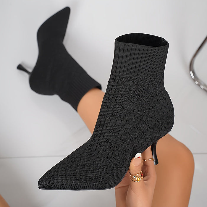 Damsockstövletter med spetsig tå och låg klack
