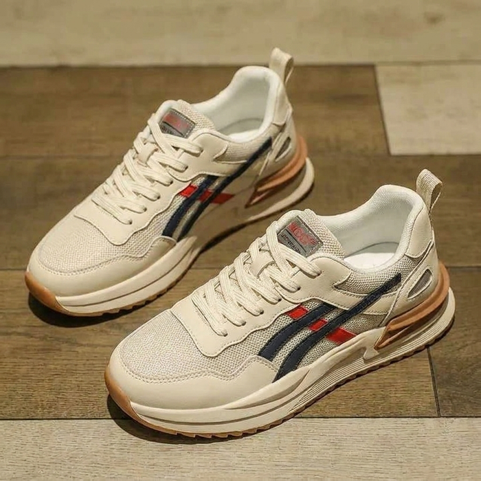 Scarpe da ginnastica basse in mesh con dettaglio a righe e suola in gomma